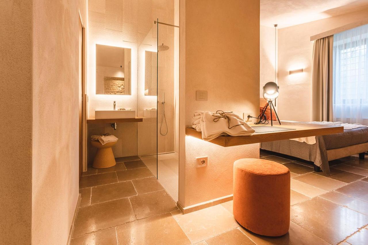 Borgo Vinceri Villa ลูเชรา ภายนอก รูปภาพ
