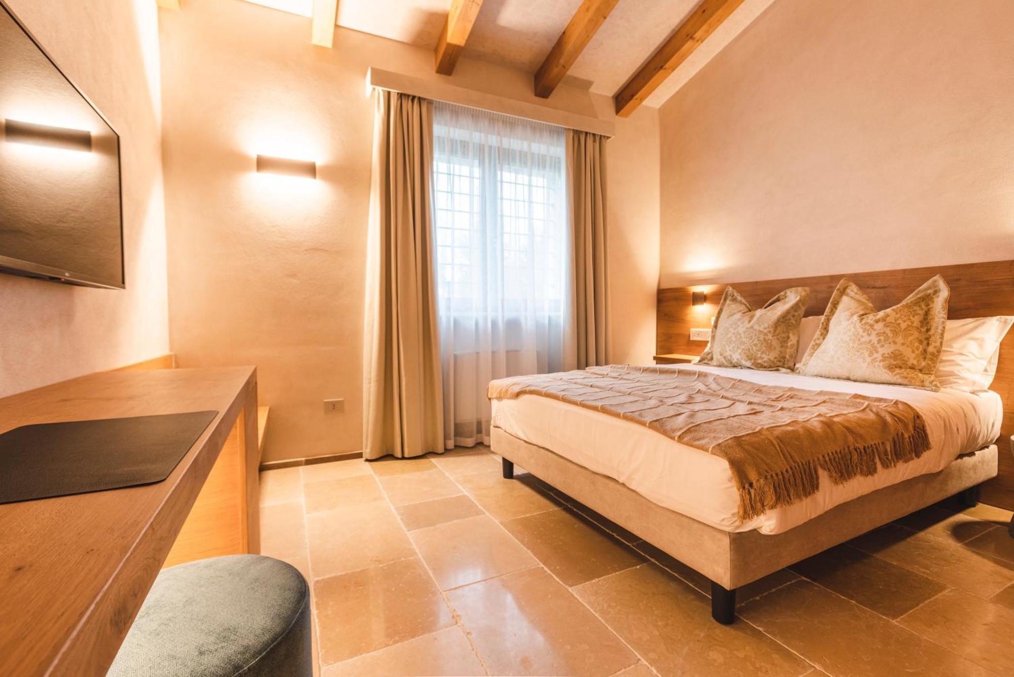 Borgo Vinceri Villa ลูเชรา ภายนอก รูปภาพ
